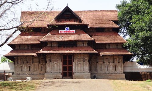 Vadakkumnathan Temple